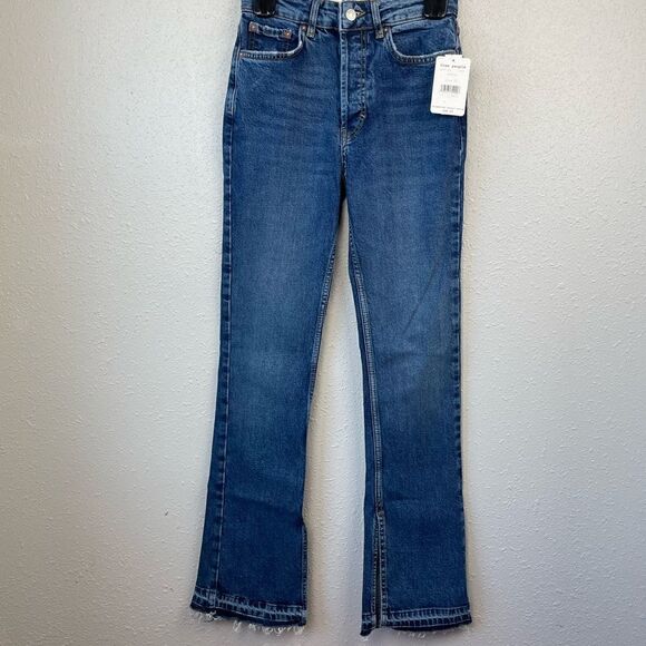 NWT We The Free Button Fly Jeans Size 25 - Picture 1 of 8